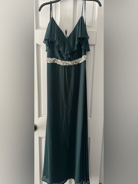 Green Ruffle V-Neck Evening Dress with Beaded Waist